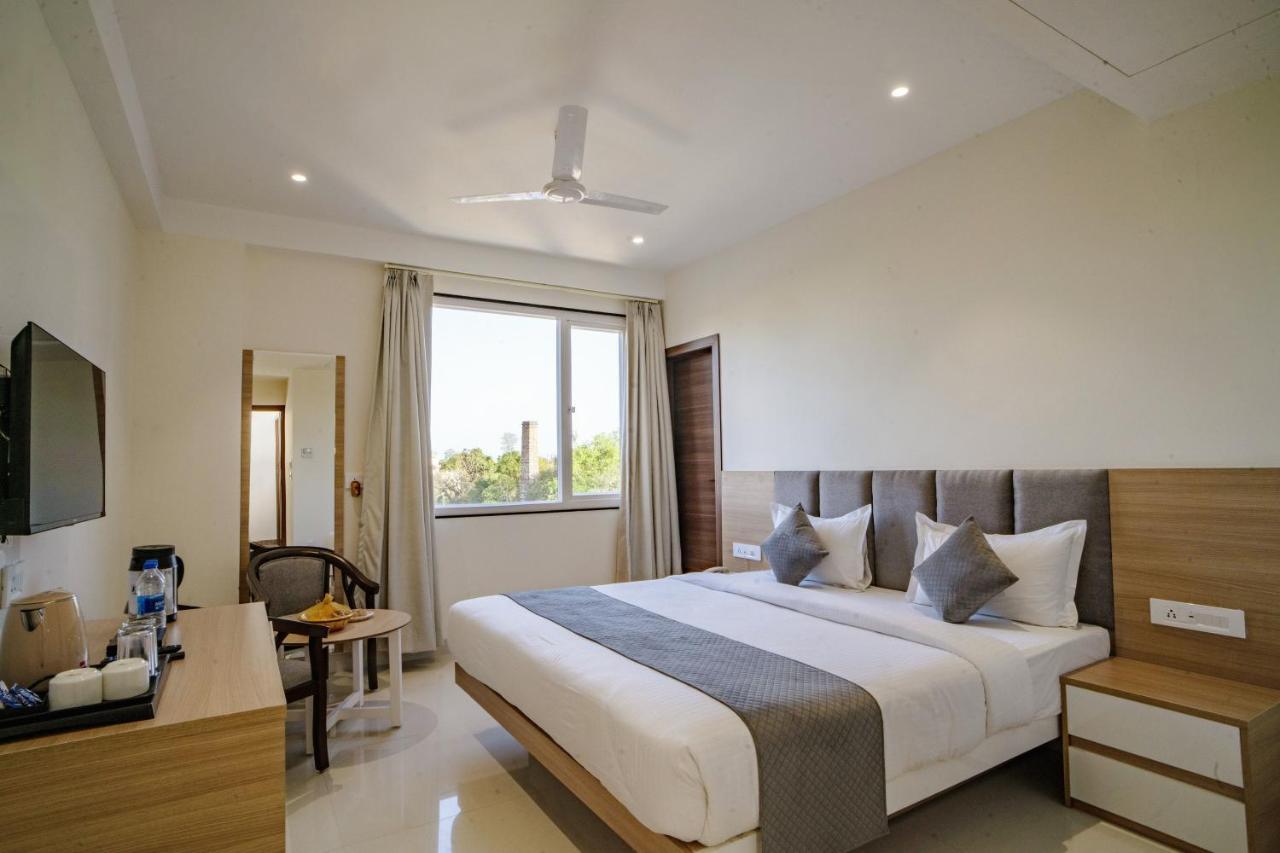 The Mangal View Residency - A Luxury Boutique Business Hotel Udaipur Exterior foto
